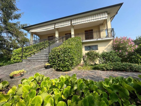 casa indipendente in vendita a Colli Verdi in zona Canevino