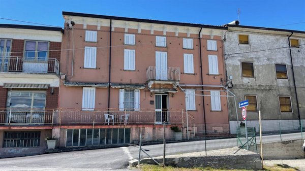 casa indipendente in vendita a Colli Verdi in zona Valverde