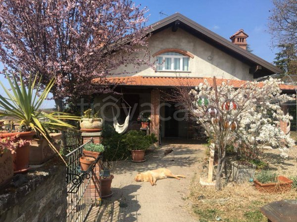 casa indipendente in vendita a Colli Verdi