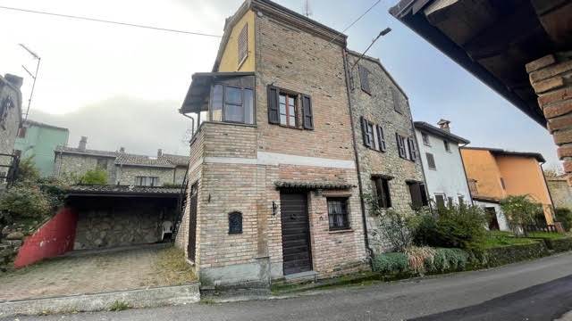 casa indipendente in vendita a Colli Verdi in zona Valverde