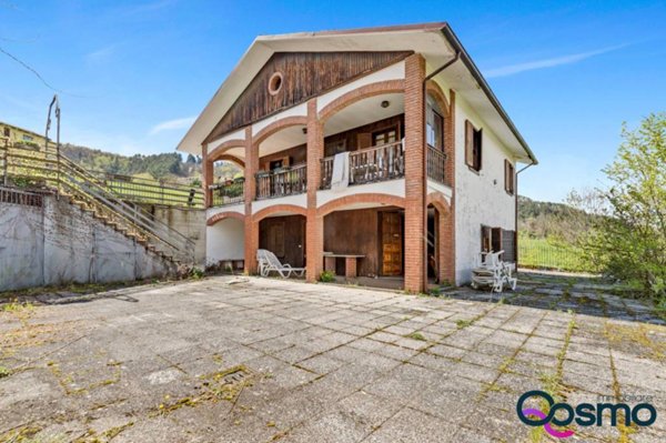 casa indipendente in vendita a Colli Verdi
