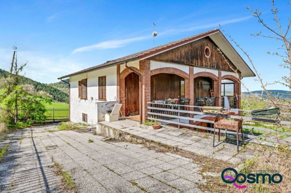casa indipendente in vendita a Colli Verdi