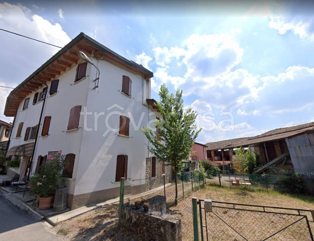 casa indipendente in vendita a Colli Verdi