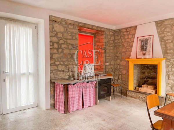 casa indipendente in vendita a Colli Verdi in zona Valverde