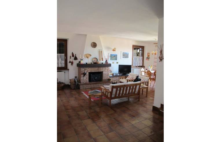 casa indipendente in vendita a Colli Verdi