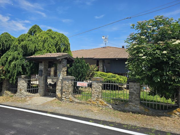 casa indipendente in vendita a Colli Verdi