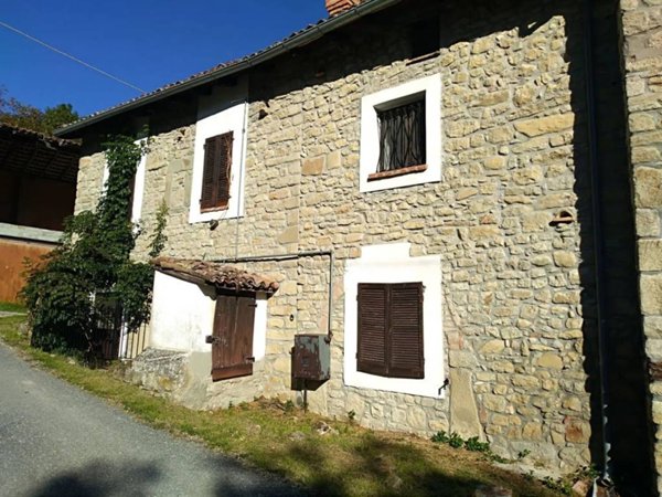 casa indipendente in vendita a Colli Verdi