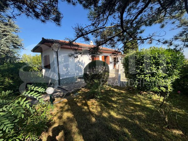 casa indipendente in vendita a Colli Verdi