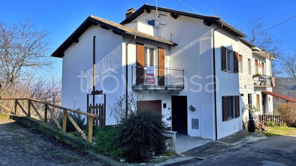 casa indipendente in vendita a Colli Verdi in zona Canevino