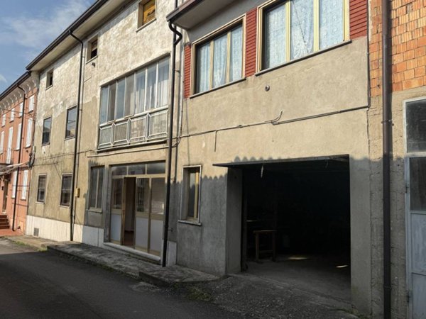 casa indipendente in vendita a Colli Verdi in zona Valverde