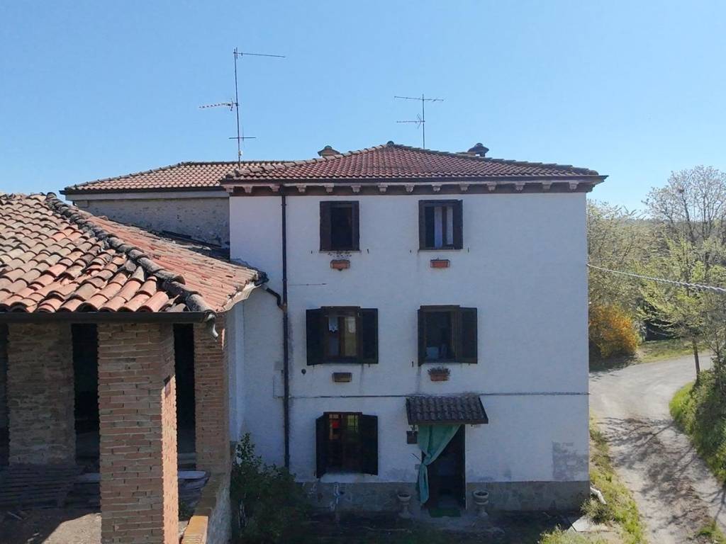 casa indipendente in vendita a Colli Verdi