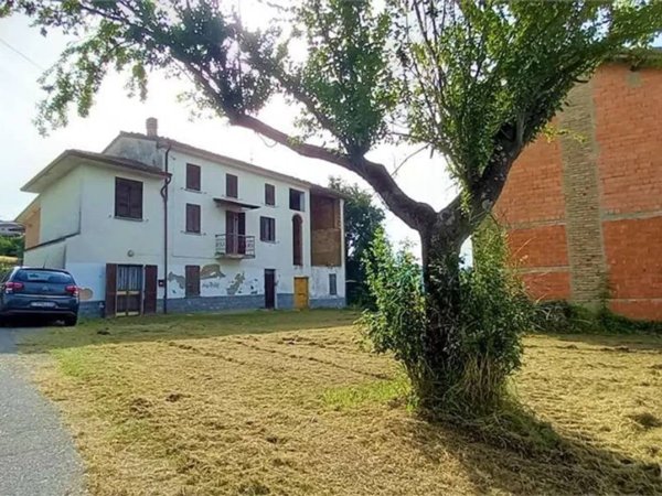 casa indipendente in vendita a Colli Verdi in zona Valverde