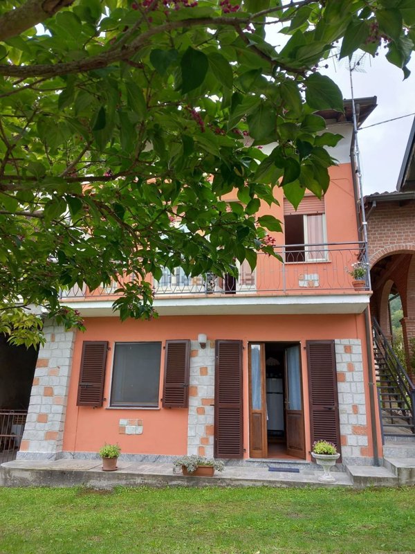 casa indipendente in vendita a Colli Verdi in zona Valverde