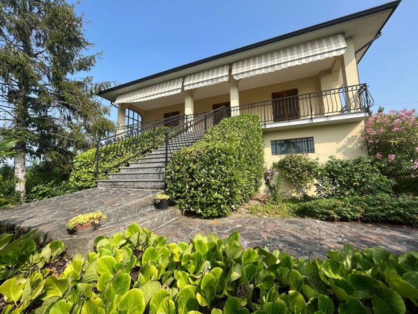 casa indipendente in vendita a Colli Verdi