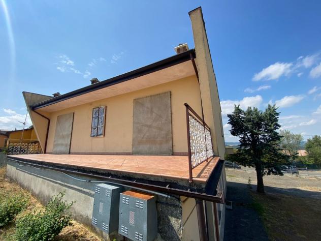 casa indipendente in vendita a Colli Verdi