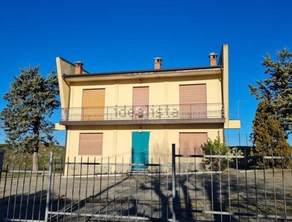 casa indipendente in vendita a Colli Verdi
