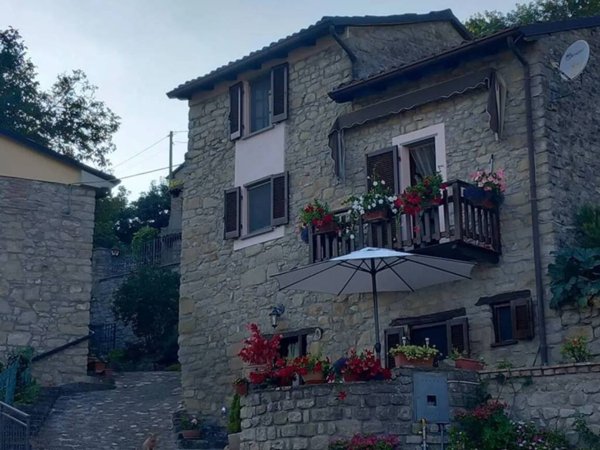 casa indipendente in vendita a Colli Verdi