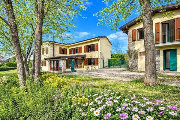 casa indipendente in vendita a Colli Verdi