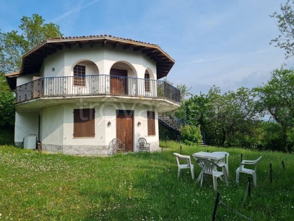 casa indipendente in vendita a Colli Verdi