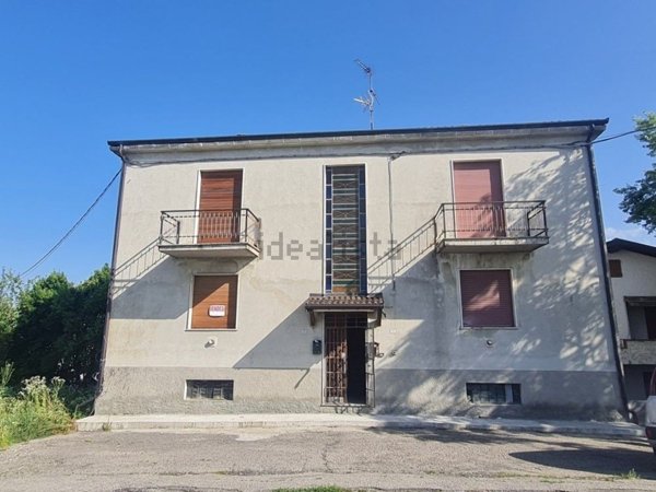 casa indipendente in vendita a Colli Verdi in zona Ca del Matto