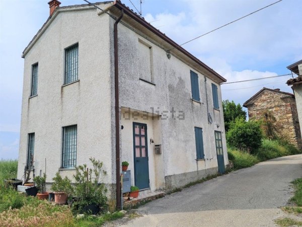 casa indipendente in vendita a Colli Verdi in zona Ca del Matto