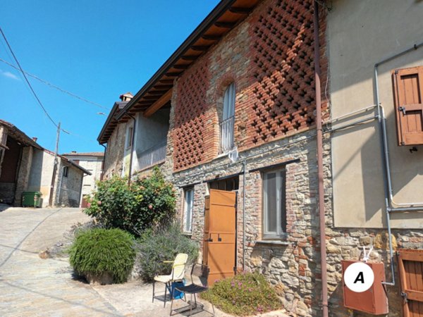 casale in vendita a Colli Verdi
