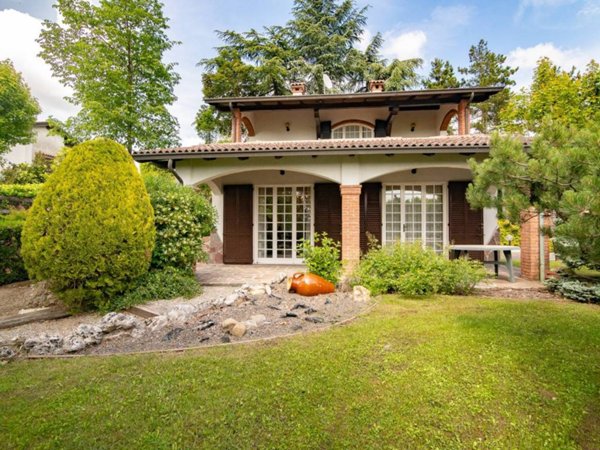 casa indipendente in vendita a Colli Verdi in zona Pometo