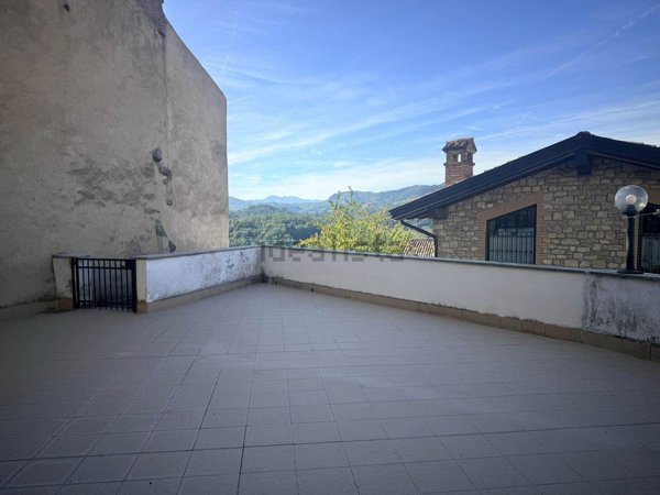 casa indipendente in vendita a Colli Verdi in zona Ruino
