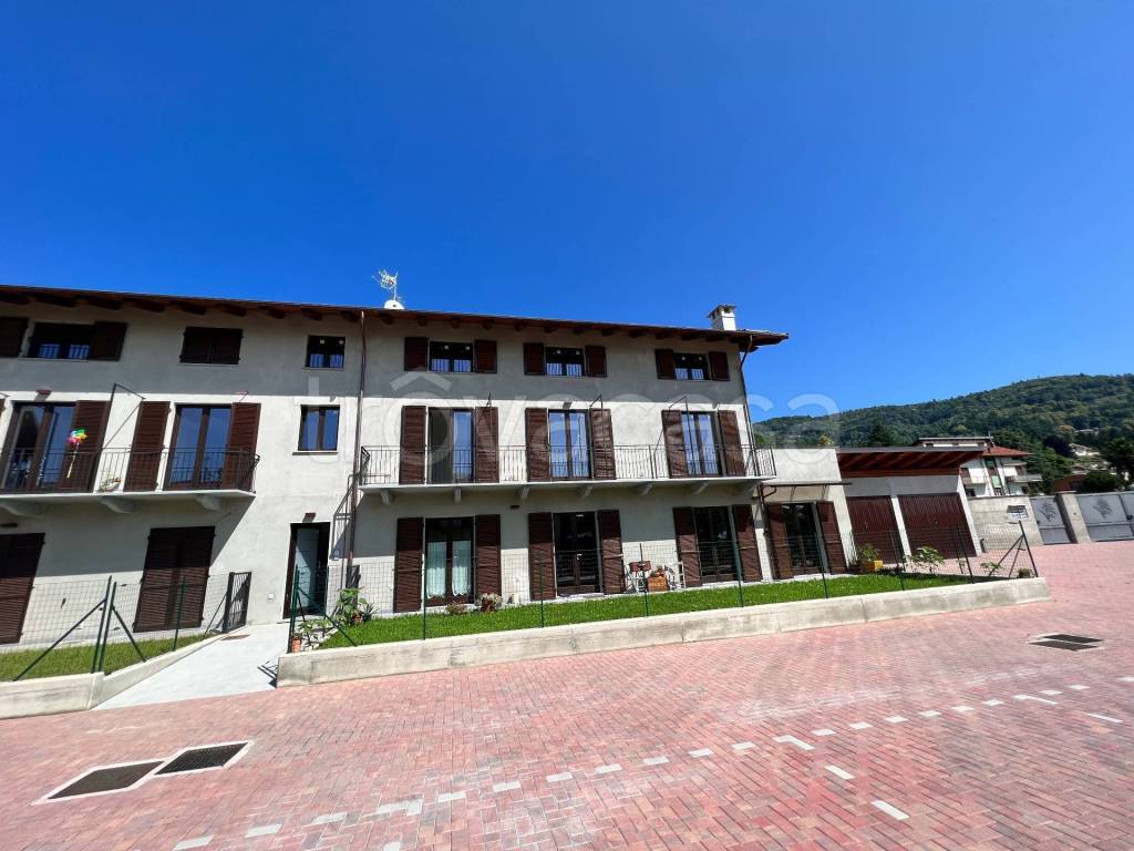 appartamento in vendita a Luserna San Giovanni in zona Luserna