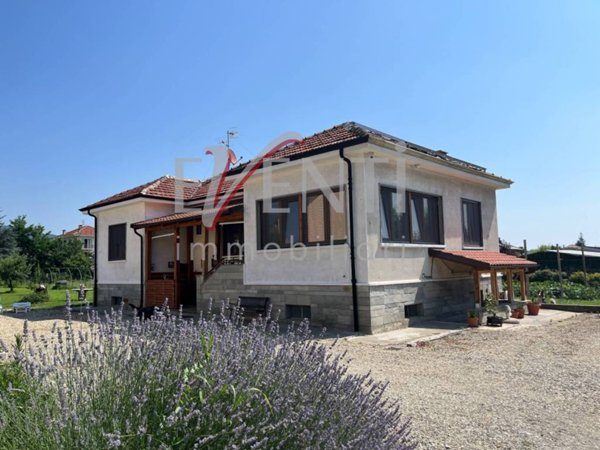 casa indipendente in vendita a Luserna San Giovanni in zona Airali