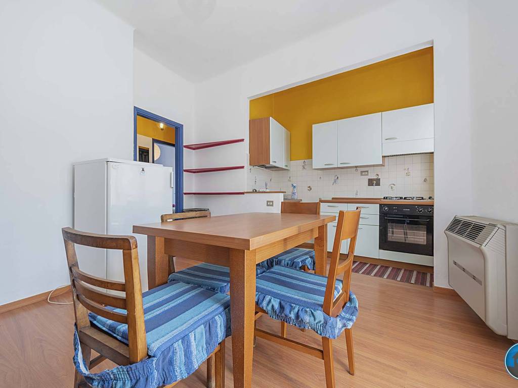 intera palazzina in vendita a Luserna San Giovanni in zona Luserna
