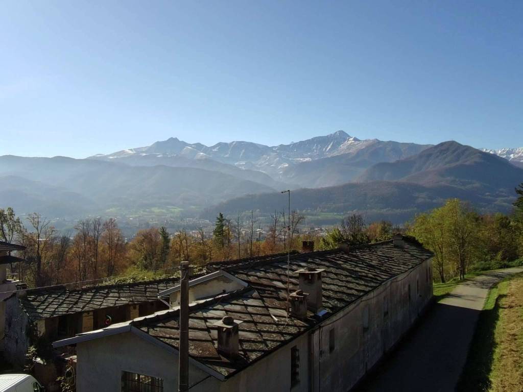 casa indipendente in vendita a Luserna San Giovanni
