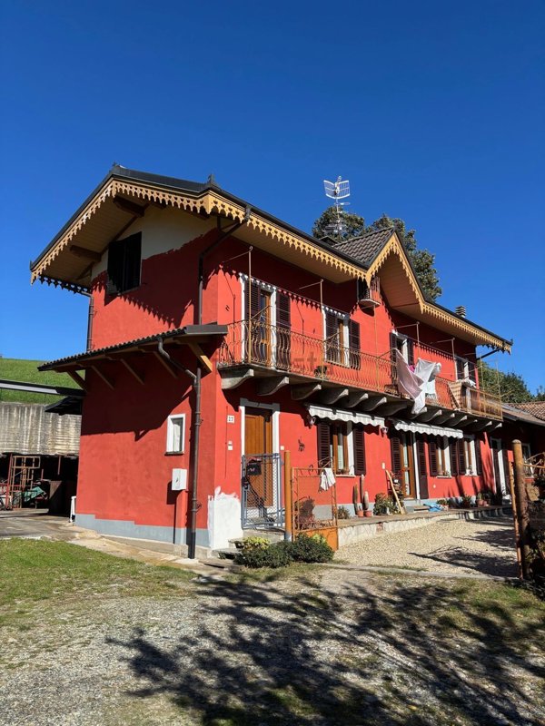 casa indipendente in vendita a Luserna San Giovanni