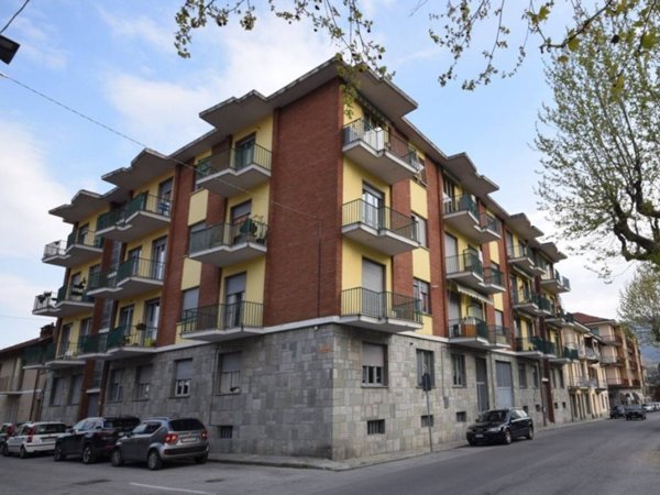 appartamento in vendita a Luserna San Giovanni in zona Airali
