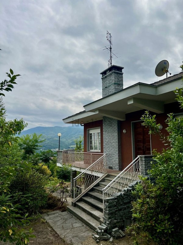 casa indipendente in vendita a Luserna San Giovanni