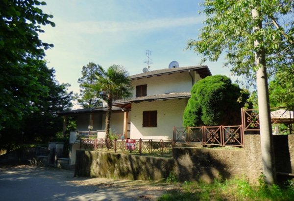 casa indipendente in vendita a Luserna San Giovanni in zona Luserna
