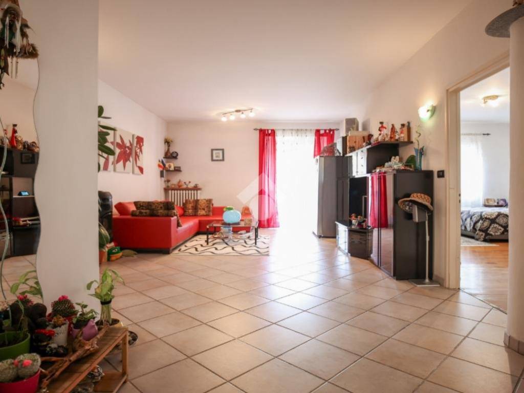 appartamento in vendita a Luserna San Giovanni in zona Airali
