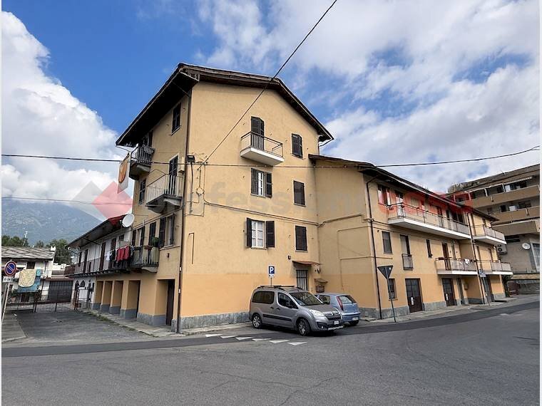 appartamento in vendita a Luserna San Giovanni in zona Airali