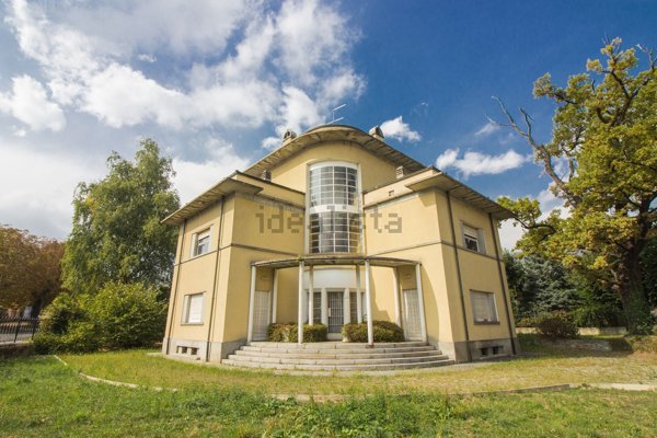 casa indipendente in vendita a Luserna San Giovanni