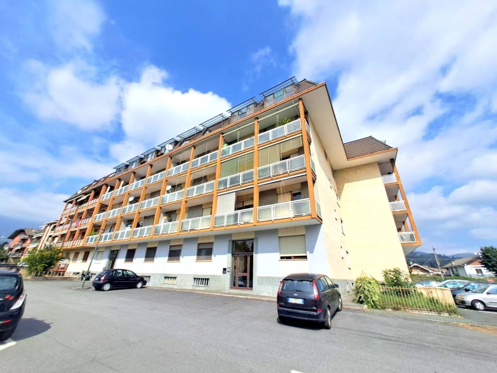 appartamento in vendita a Luserna San Giovanni in zona Airali