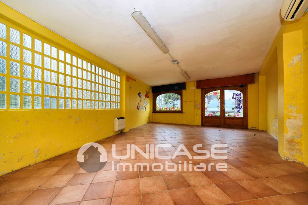 negozio in vendita a Luserna San Giovanni in zona Airali