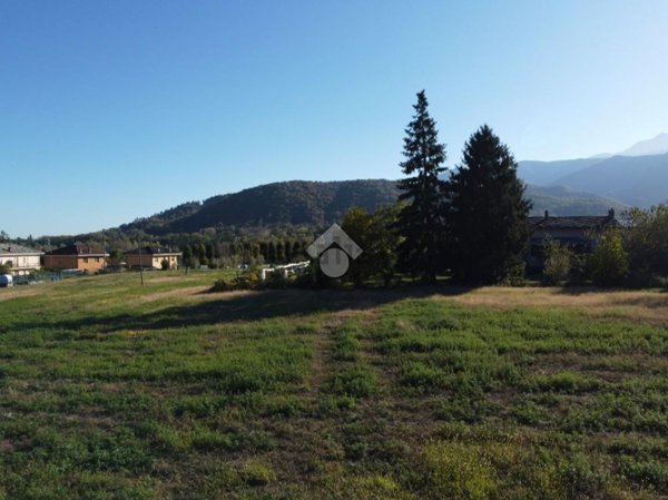 terreno edificabile in vendita a Luserna San Giovanni