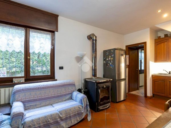 casa indipendente in vendita a Luserna San Giovanni in zona Luserna