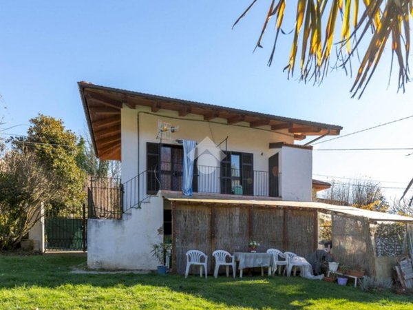 casa indipendente in vendita a Luserna San Giovanni