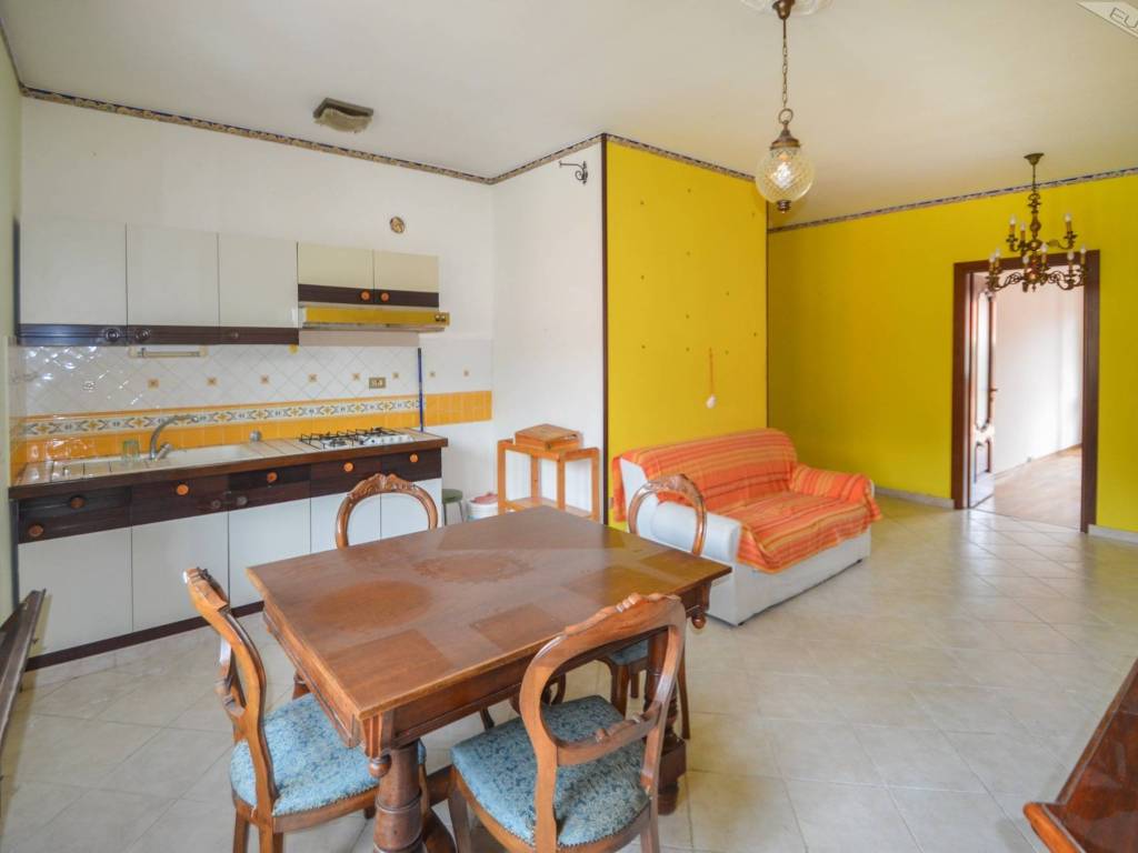 appartamento in vendita a Luserna San Giovanni in zona Luserna