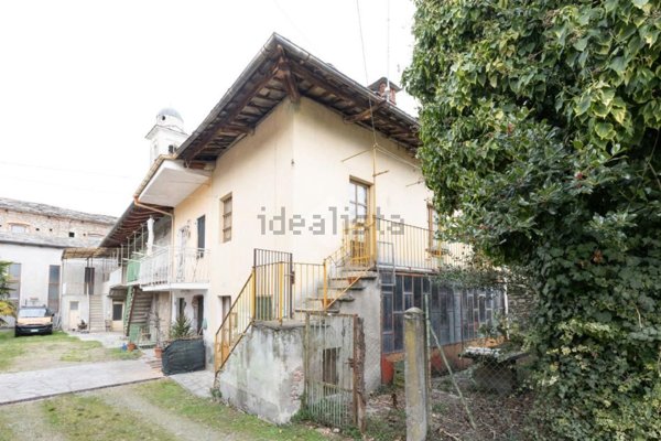 casa indipendente in vendita a Luserna San Giovanni in zona Luserna