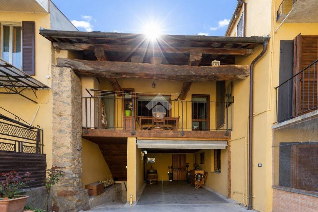 appartamento in vendita a Luserna San Giovanni in zona Luserna