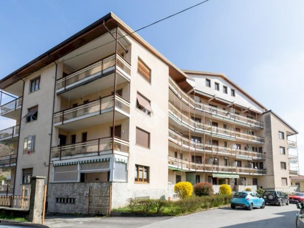 appartamento in vendita a Luserna San Giovanni in zona Luserna