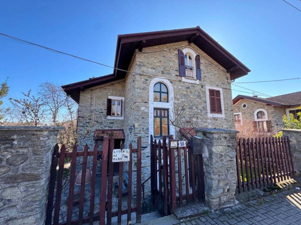 casa indipendente in vendita a Luserna San Giovanni in zona Airali