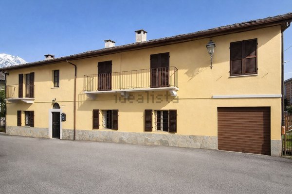 casa indipendente in vendita a Luserna San Giovanni in zona Luserna